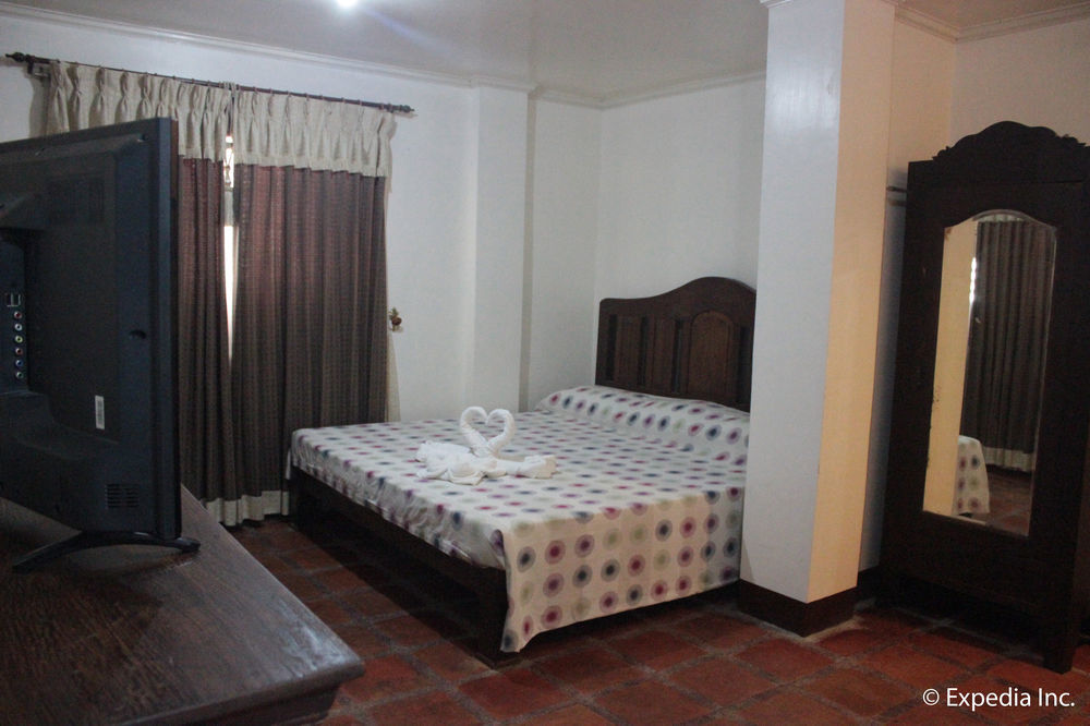 Grand Octagon Resort Laoag Εξωτερικό φωτογραφία