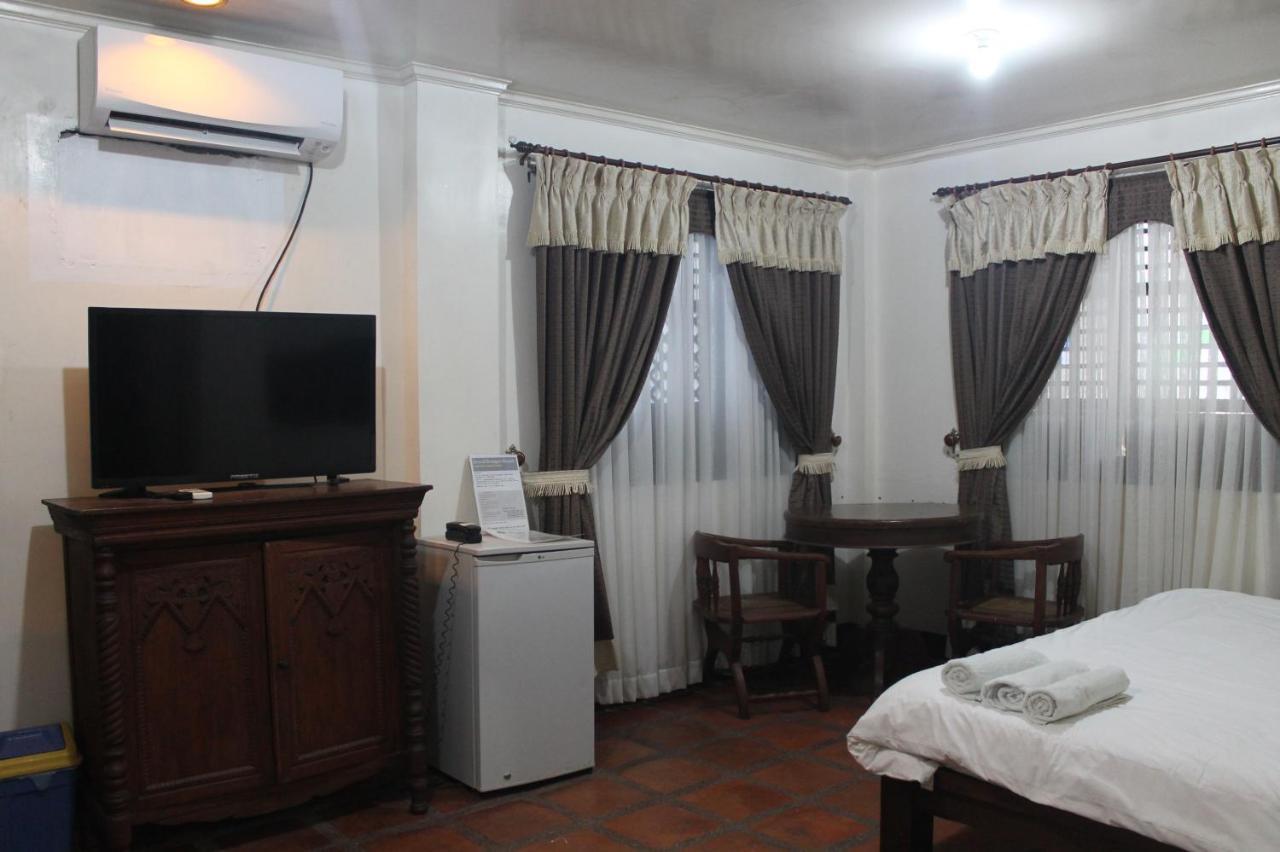 Grand Octagon Resort Laoag Εξωτερικό φωτογραφία