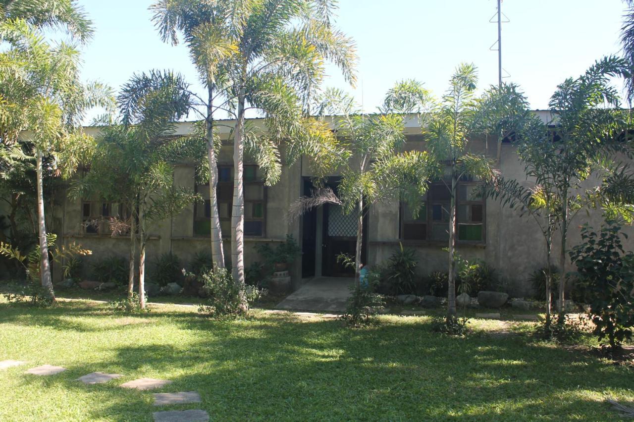 Grand Octagon Resort Laoag Εξωτερικό φωτογραφία