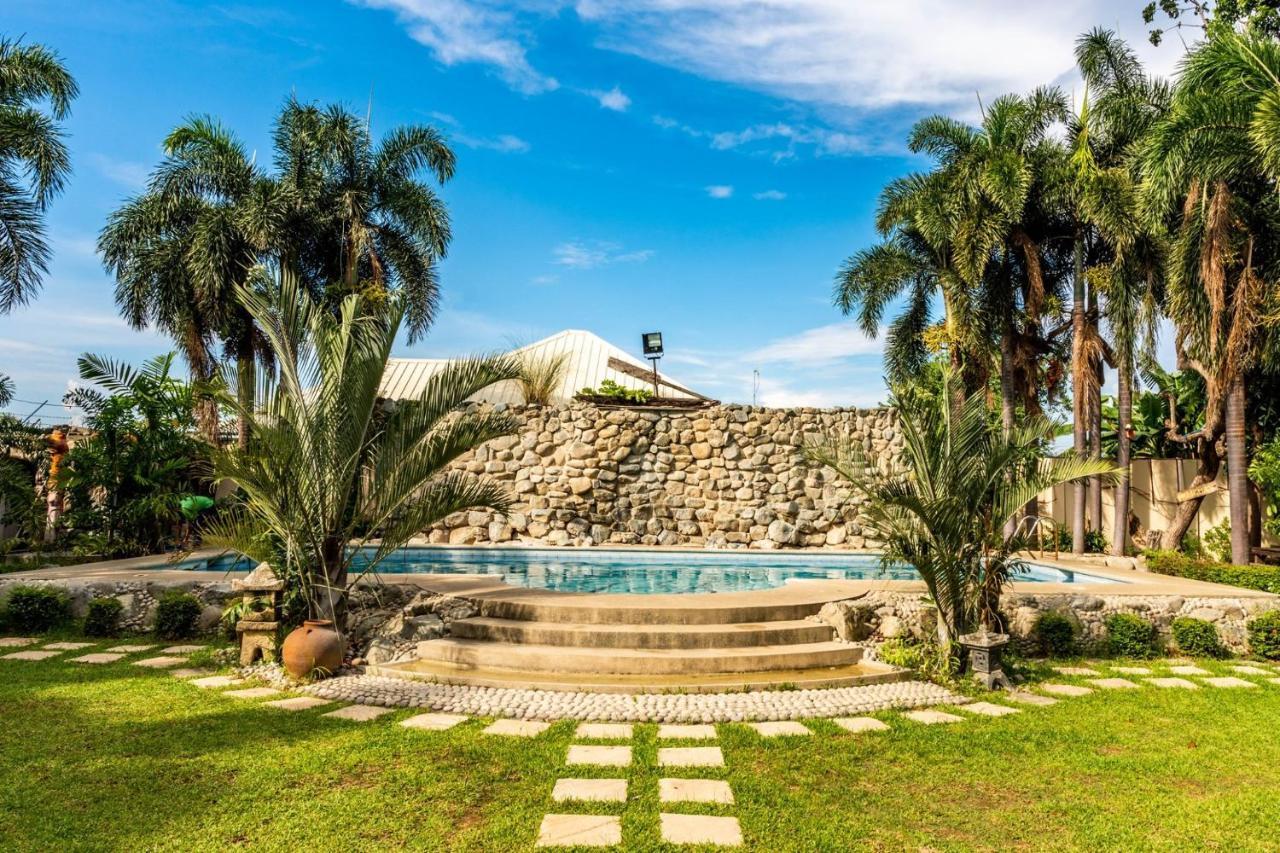 Grand Octagon Resort Laoag Εξωτερικό φωτογραφία